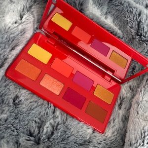 Artist Couture Caliente Eyeshadow Palette
